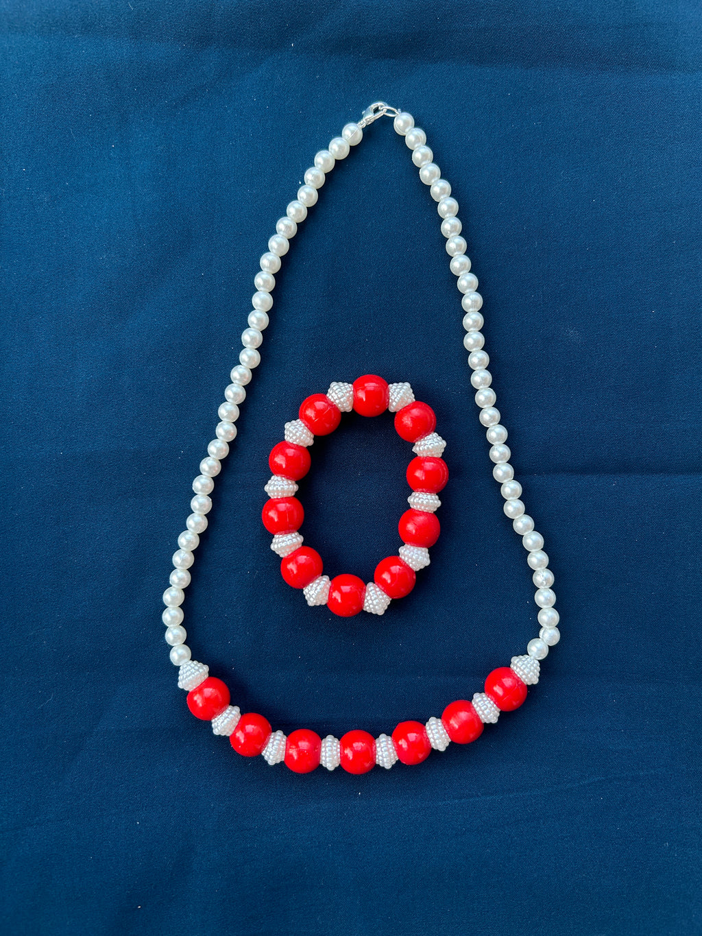 Vellaramkallu with Red Bead – Kids Chain & Bracelet Set