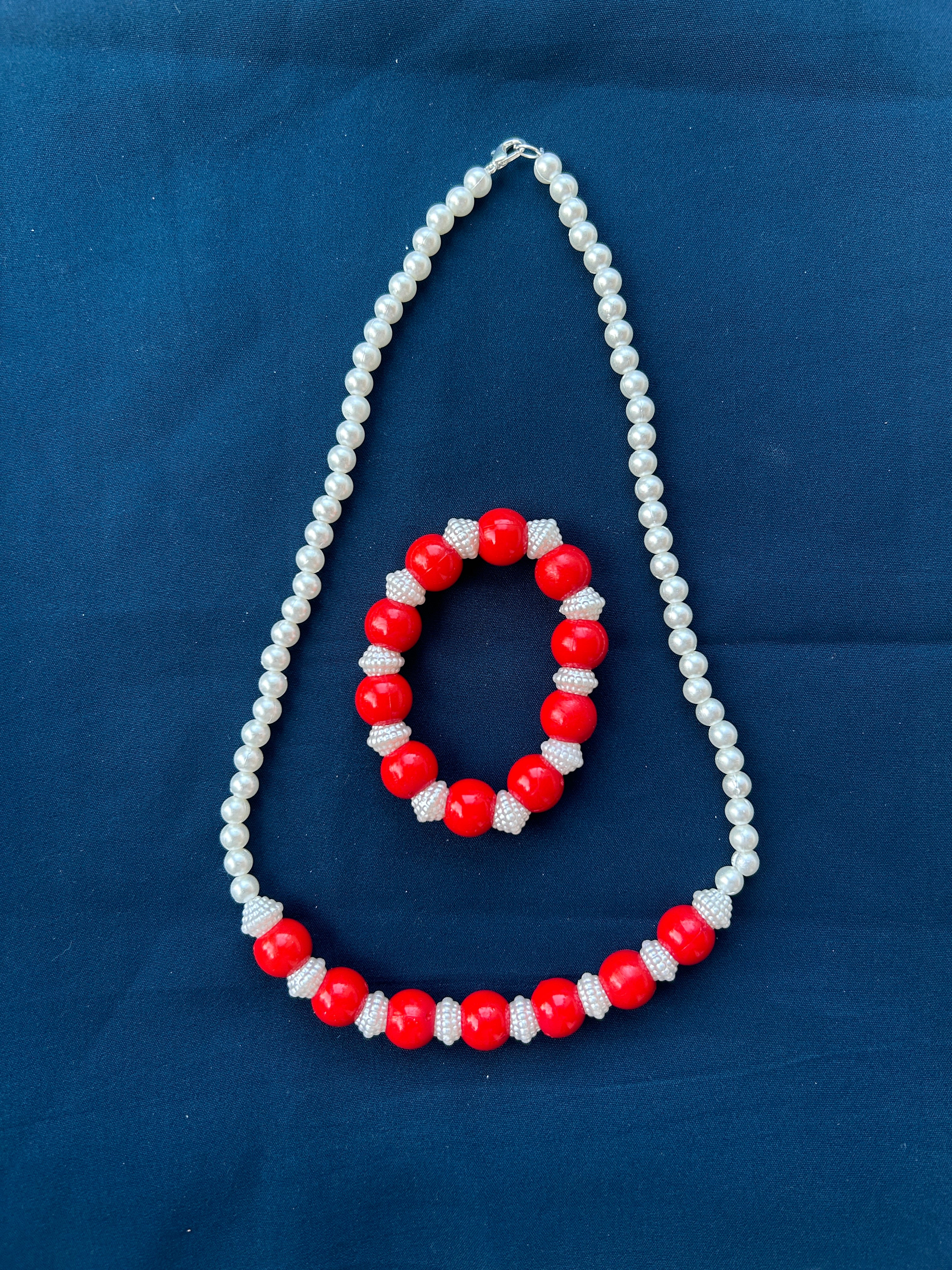 Vellaramkallu with Red Bead – Kids Chain & Bracelet Set