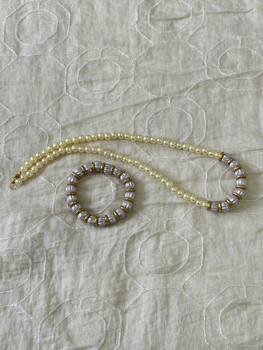 Lilac Aura Pearl Necklace