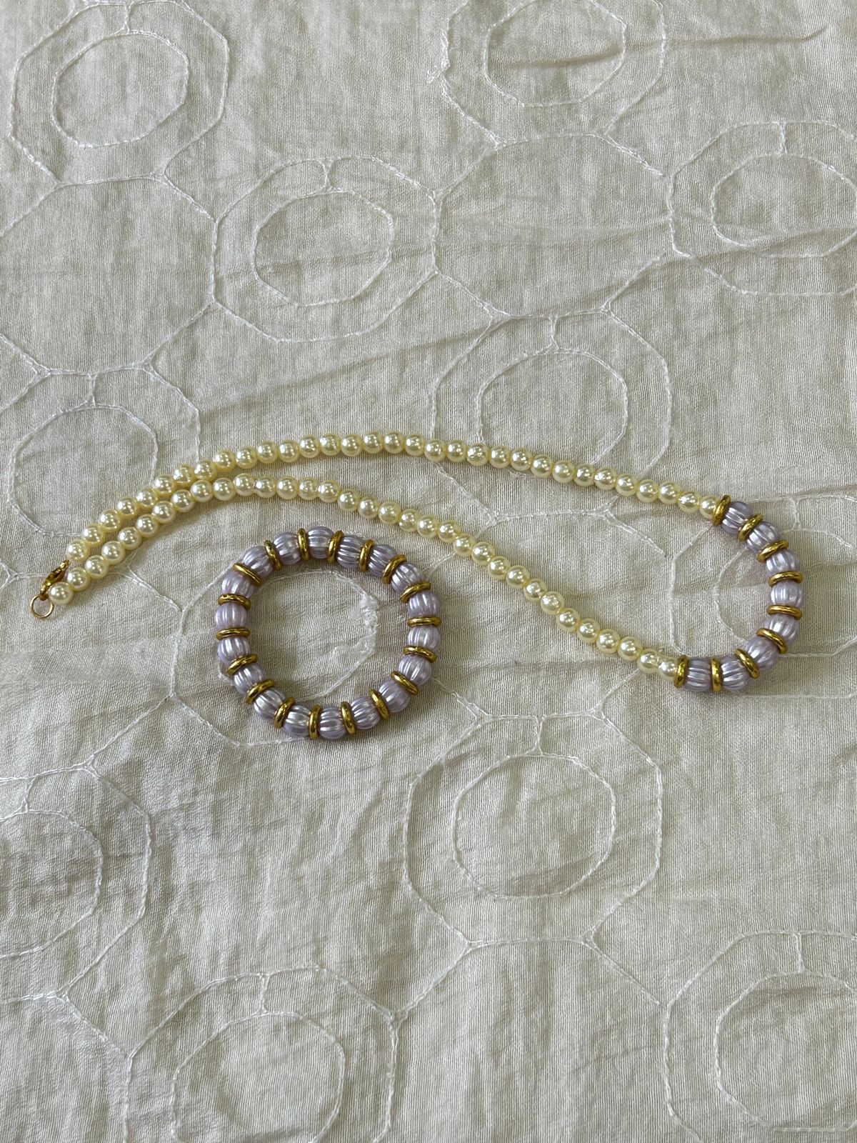 Lilac Aura Pearl Necklace