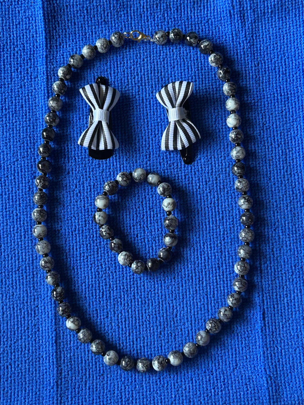 Vibha Girls Jewelry Set – Necklace, Bracelet & Hair Clip Combo